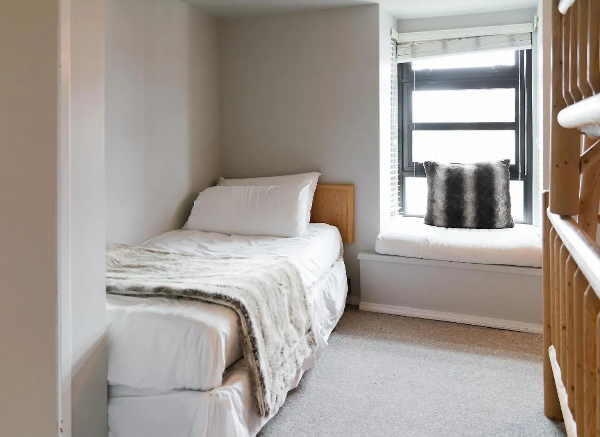 Apartment Gibbons Life Accommodations Whistler