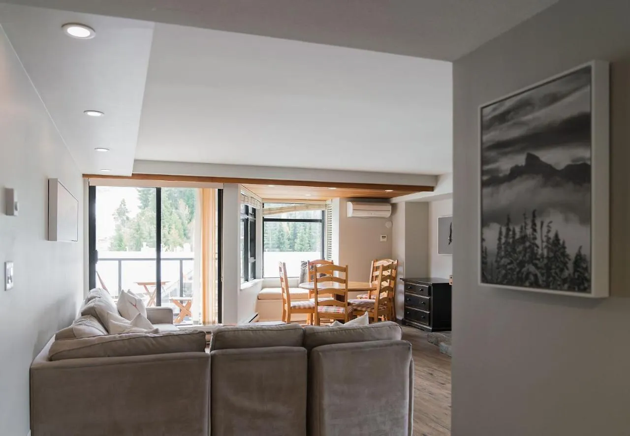 Gibbons Life Accommodations Whistler Apartment